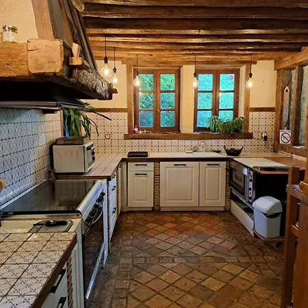 Gasthuis La Queue Du Etreham